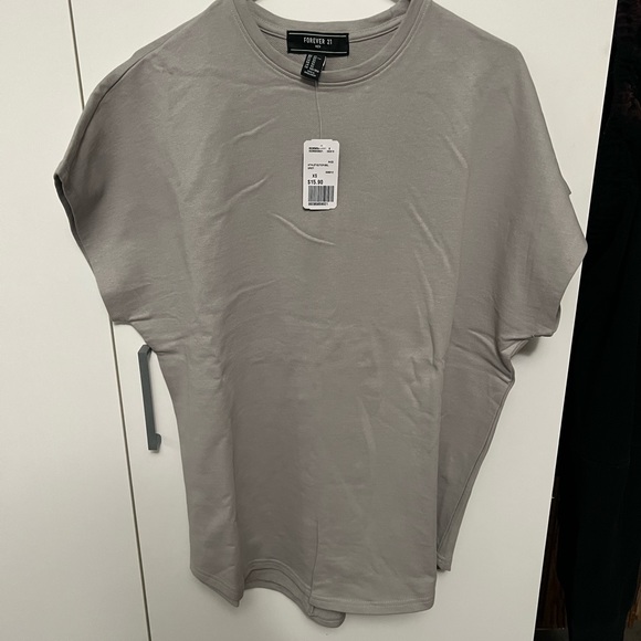 Forever 21 oversize muscle shirt - Picture 1 of 4